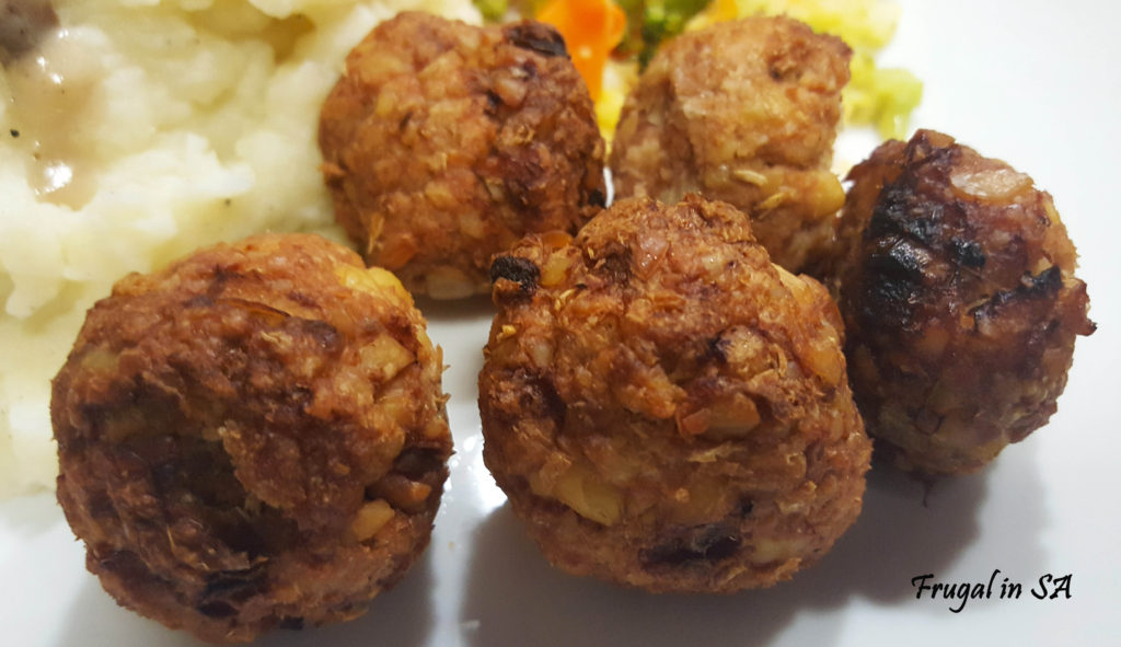 Soya Beans & Mince Meatballs